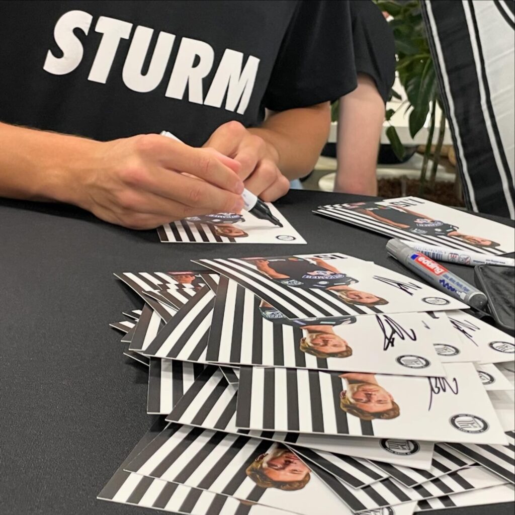 STURM WARNUNG! Autogrammstunde 8