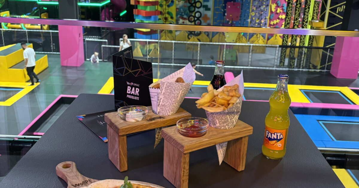 WOOP Bar Center West Center West